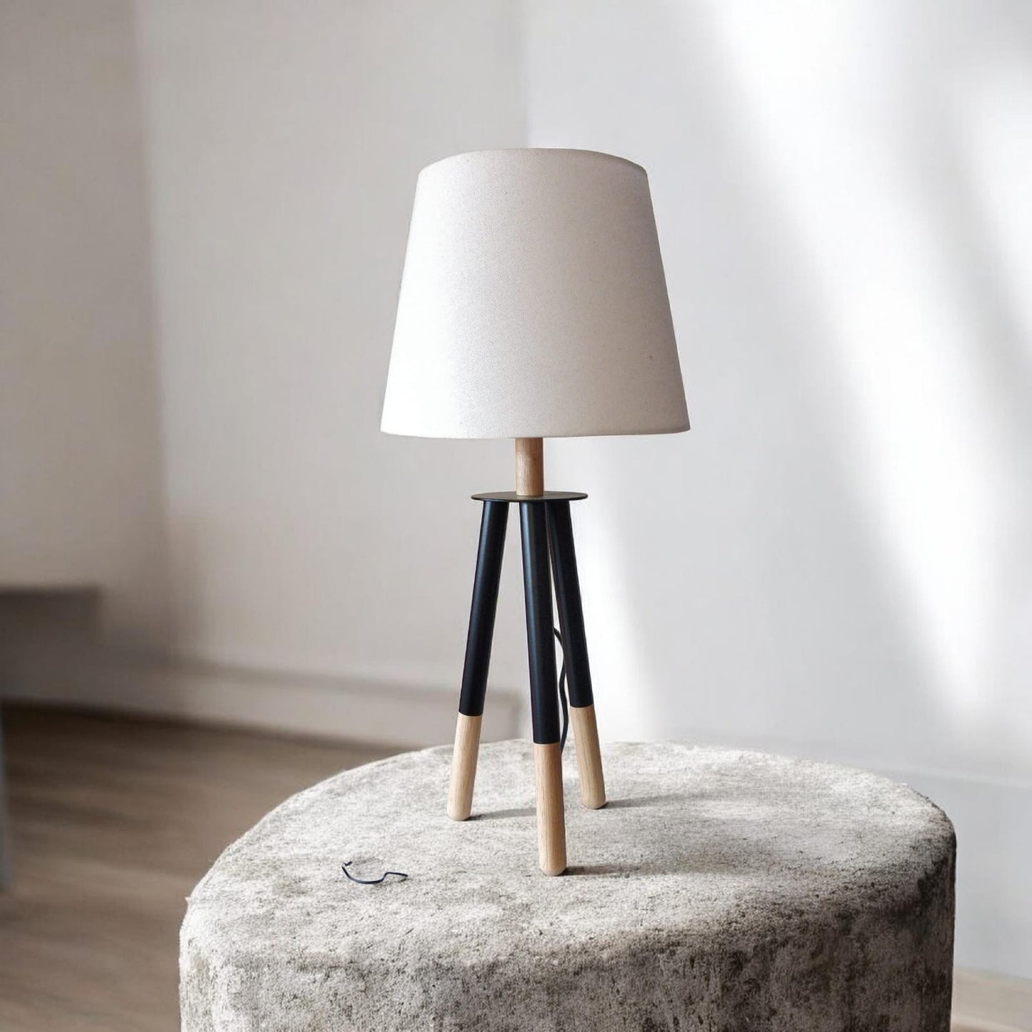 Tripod Black +Wood Table Lamp